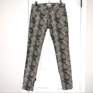 Cabi Snakeskin Print Ankle Skinny Jeans Sz 4